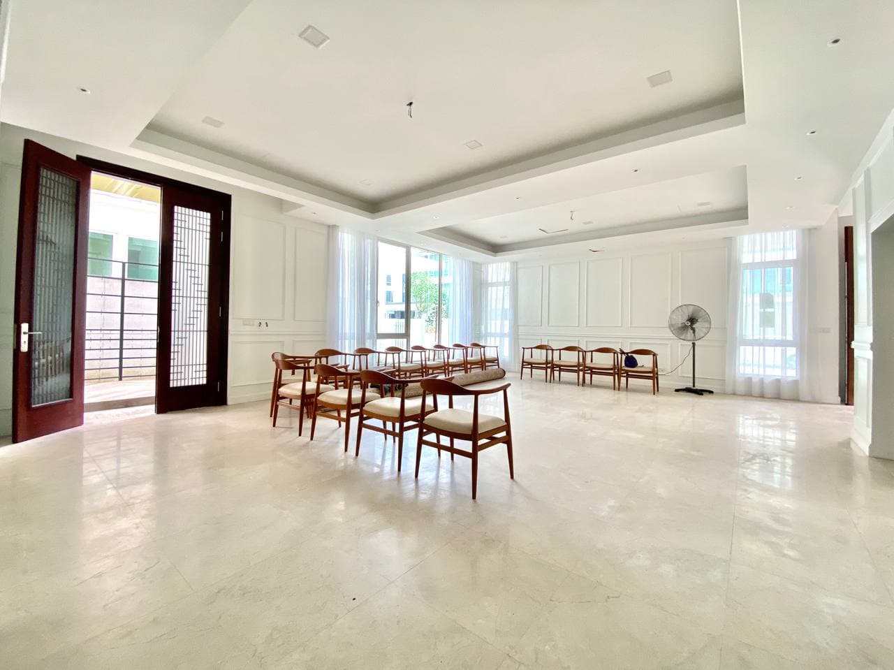 3 Half Storey Luxurious Bungalow Aspen Garden Resi - photo 8
