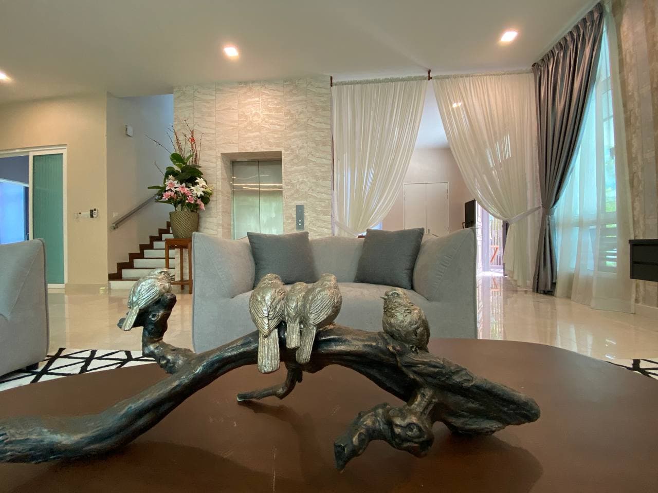 3 Half Storey Luxurious Bungalow Aspen Garden Resi