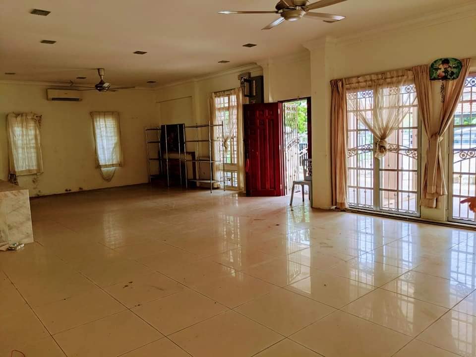 Bungalow Double Storey Seksyen 6 Bukit Mahkota Ban - photo 4