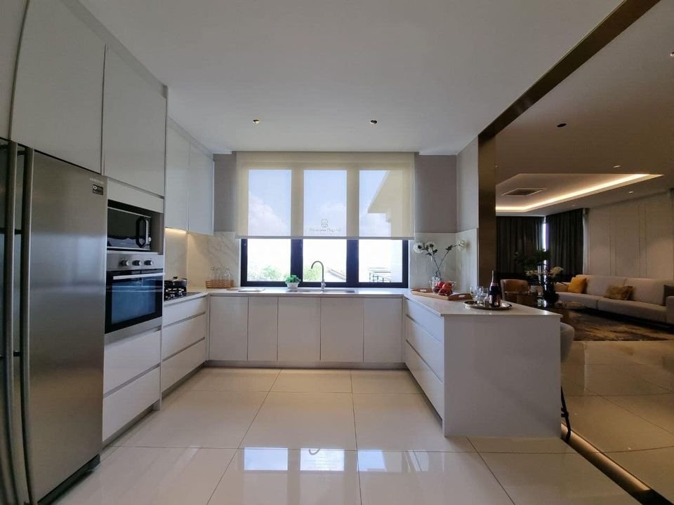Bungalow in Sebayu Hill Villas Bandar Seri Putra - photo 4