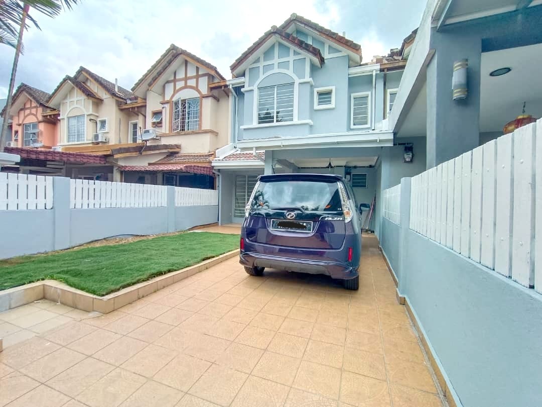 Double Storey Terrace Putra Bahagia Putra Heights
