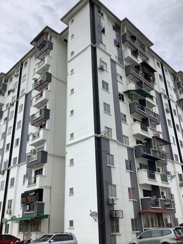 Level 4 Park Apartment Bandar Tasik Puteri Rawang - photo 2