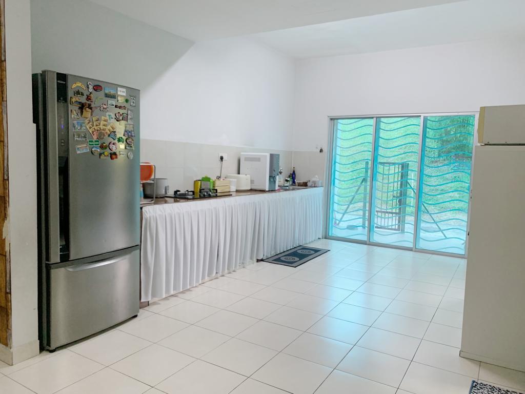 DOUBLE STOREY HOUSE OLEANDER BANDAR SERI COALFIELD - photo 2