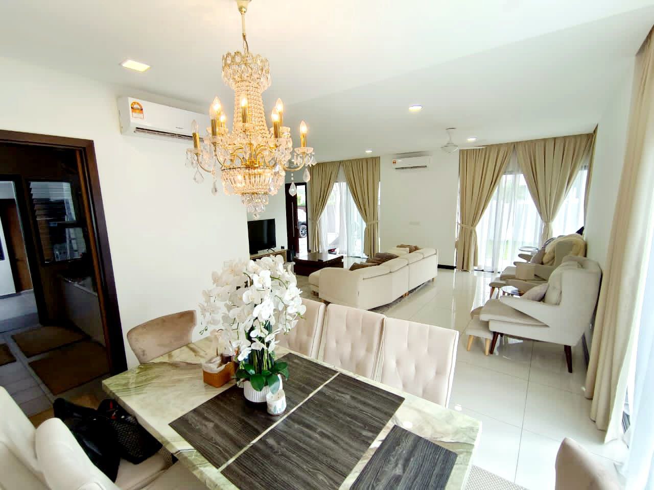 2storey Twin Bungalow Tiana Elmina Garden Shah Ala - photo 3