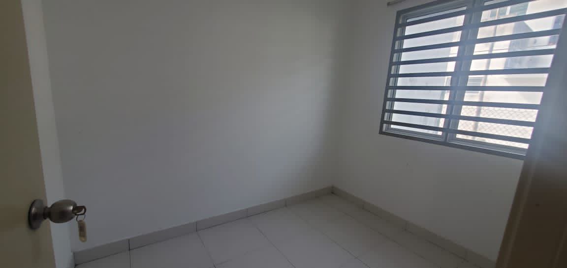 Double Storey Terrace Rafflesia Taman Pelangi Seme - photo 4