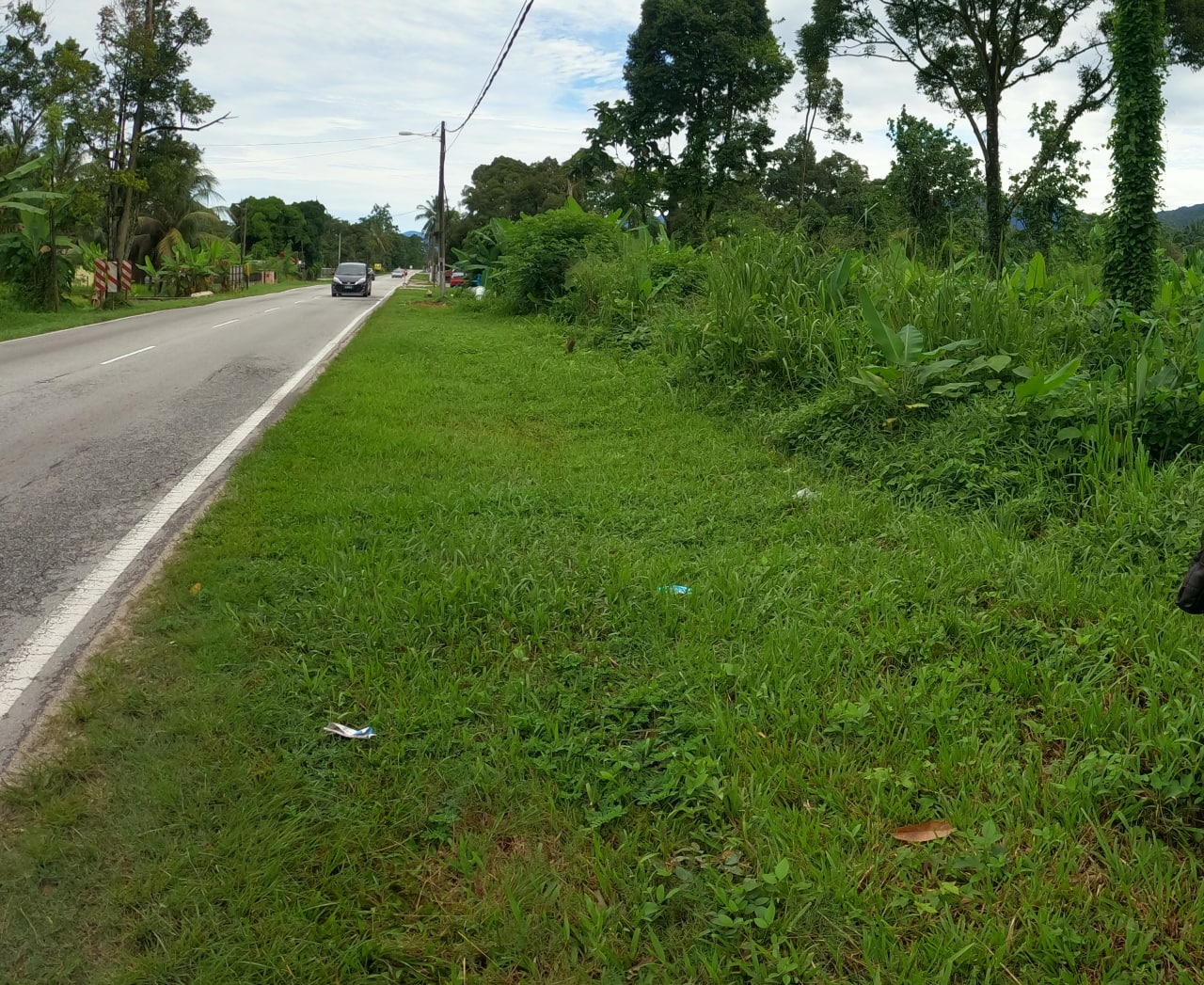 Tanah 1 Ekar Tepi Jalan Besar Semenyih Sungai Lala - photo 2