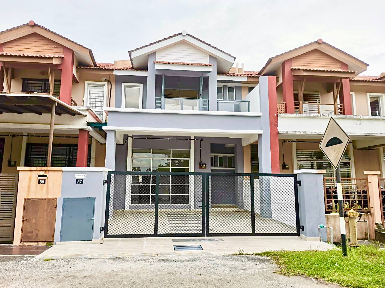 Double Storey Seri Pristana Sungai Buloh