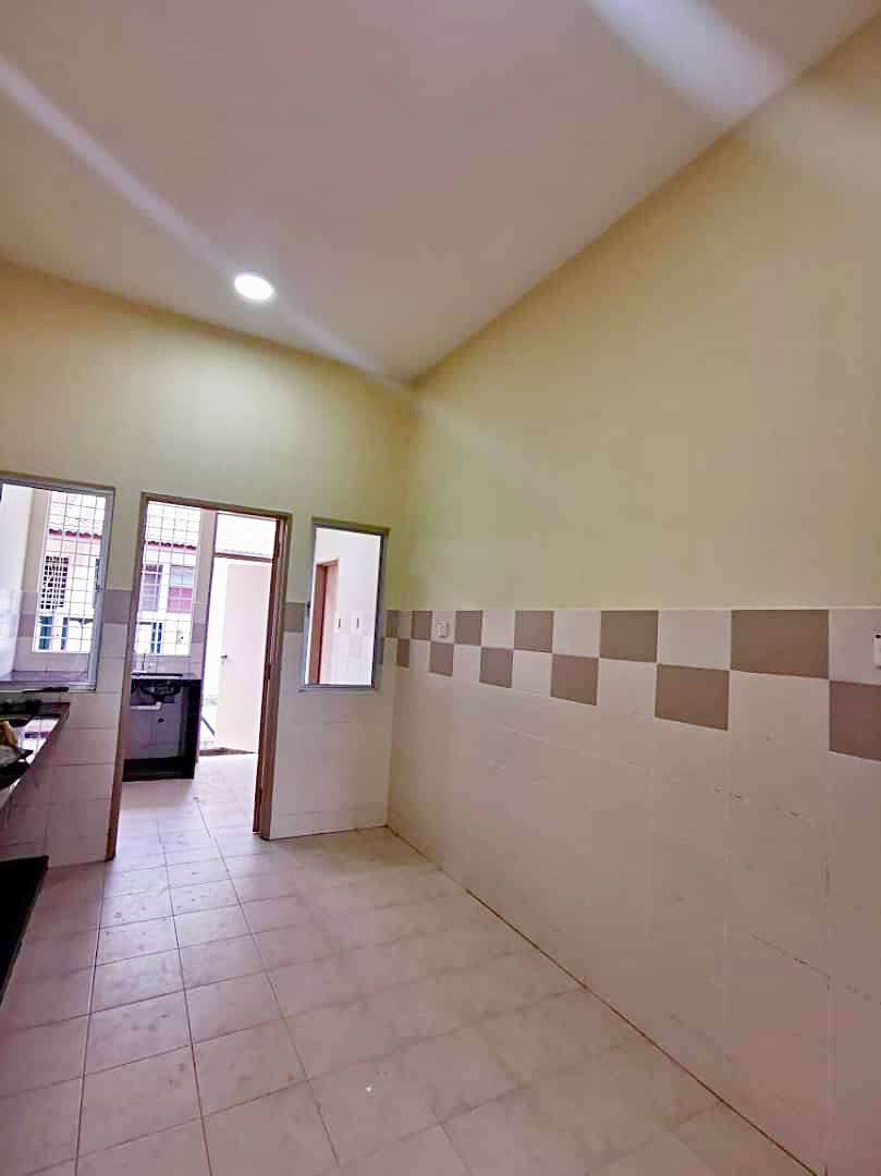 Double Storey Seri Pristana Sungai Buloh - photo 6