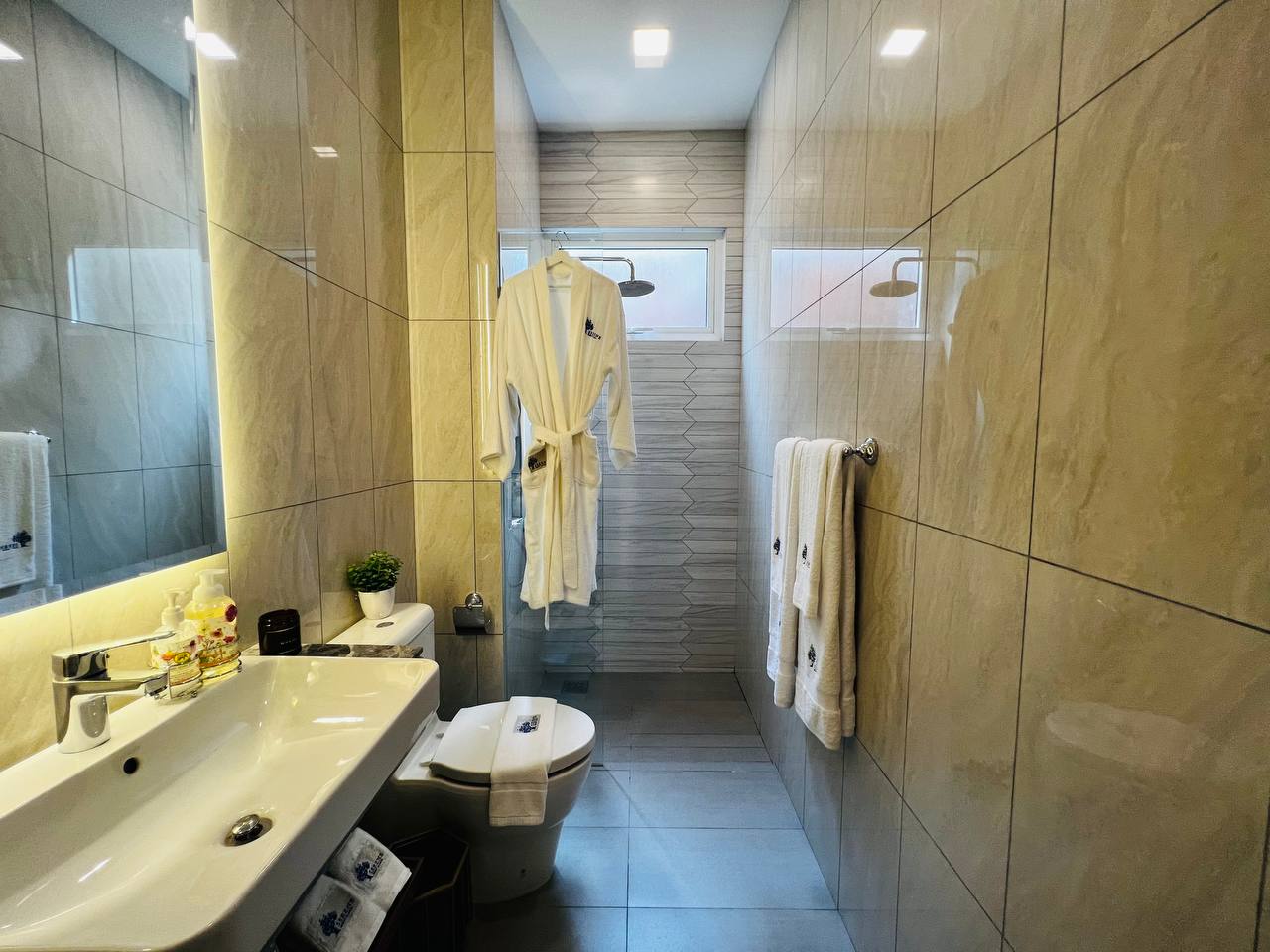 DUPLEX HOME TOWNVILLA SERENE MONT KIARA - photo 12
