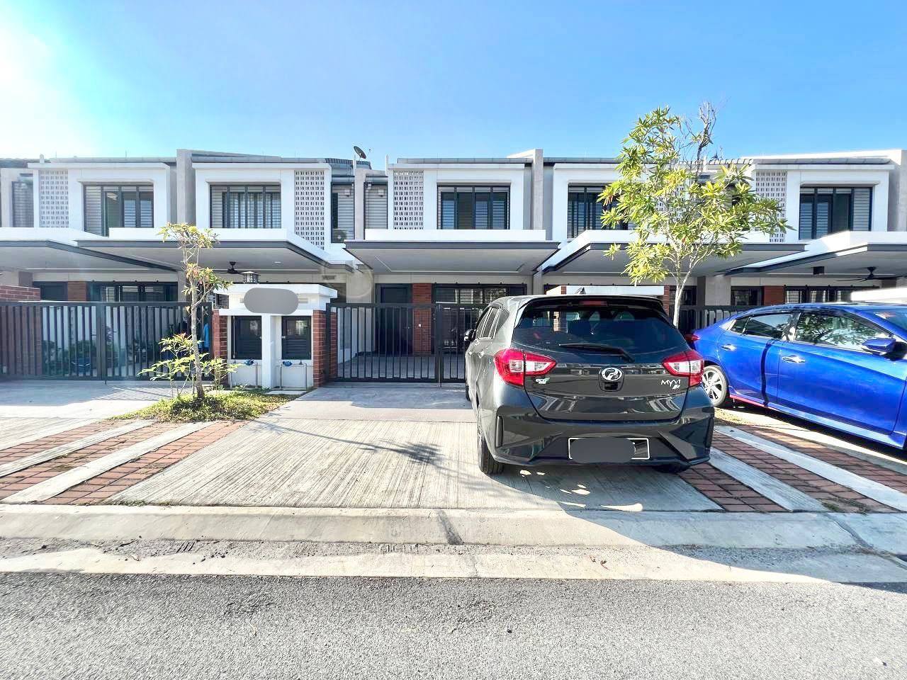 Double Storey Terrace Elmina Green 1  Elmina West