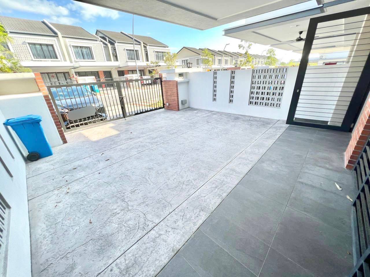 Double Storey Terrace Elmina Green 1  Elmina West - photo 3