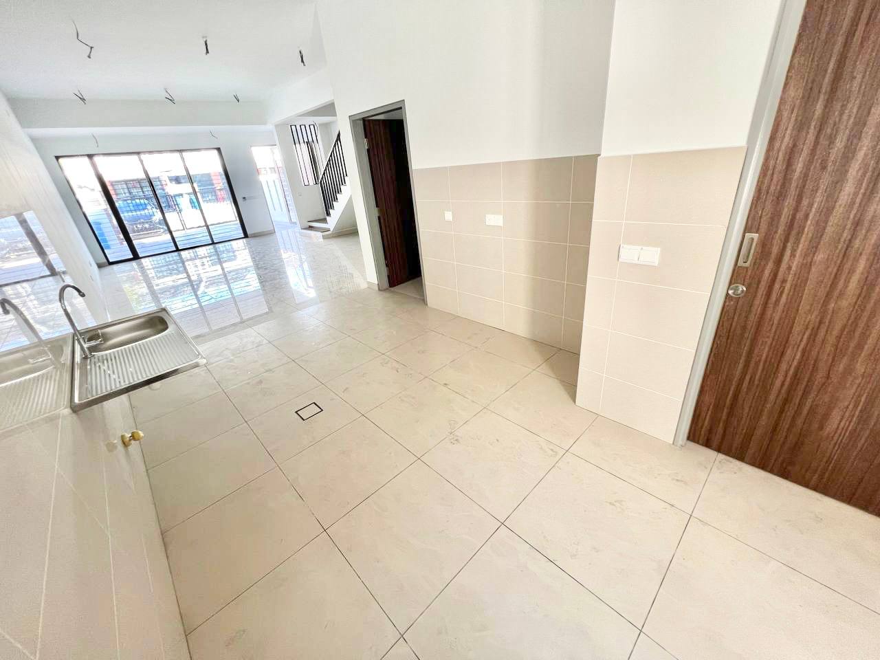 Double Storey Terrace Elmina Green 1  Elmina West - photo 6