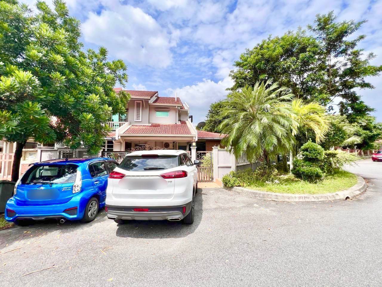Corner Lot 2 Storey Terrace Taman Pinggiran USJ 1 - photo 2
