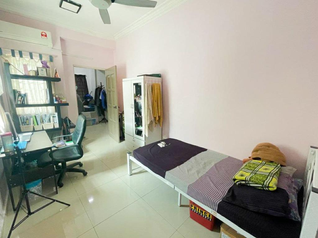 Roy BK4 Razali - photo 3