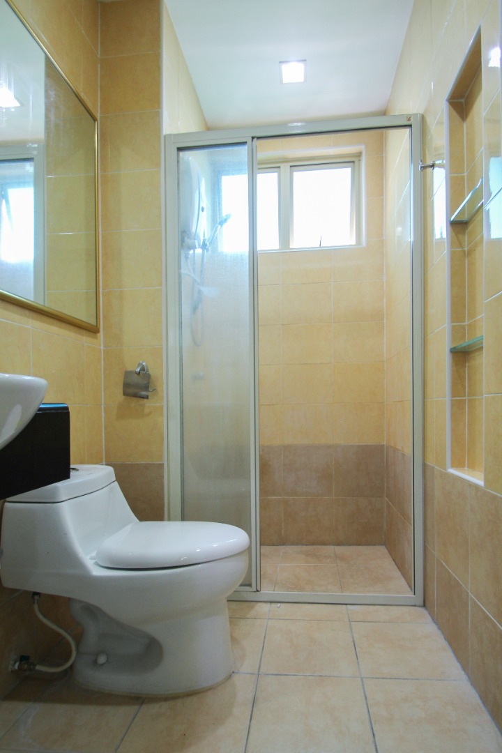 Seri Kembangan Master Room with Walk In Wardrobe - photo 2