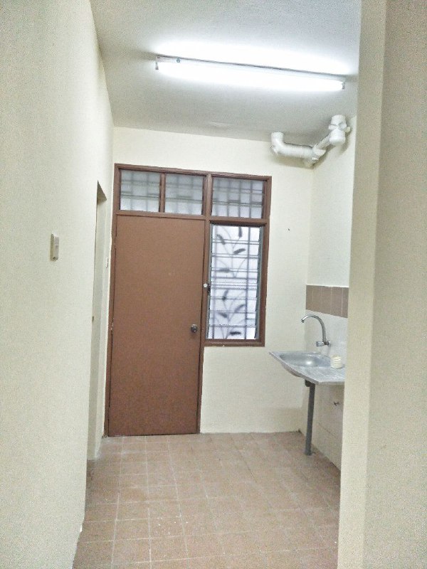 Taman Bunga Raya, Sepang - photo 3