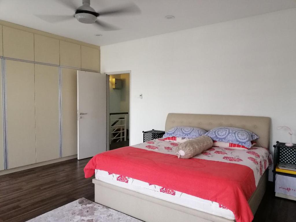 Bandar Enstek, Nilai - photo 6
