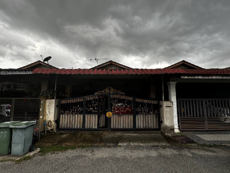 TERES SETINGKAT PERMATANG BADAK MAJU KUANTAN PAHANG UNTUK DIJUAL - photo 2