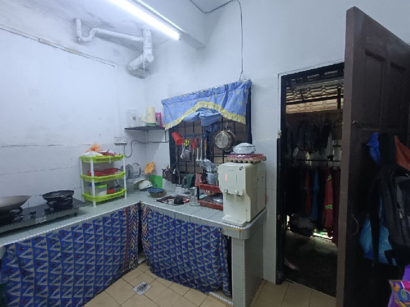 Teres 2 Tingkat Kos sederhana Rendah Balok Sejahtera Untuk Dijual - photo 7