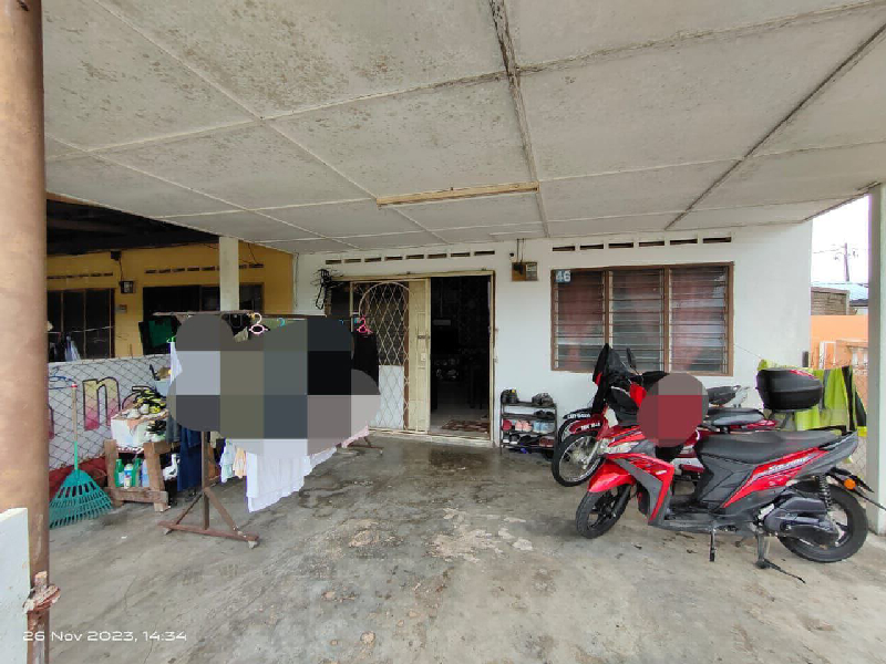 END LOT, FACING OPEN, SEBELAH SURAU) TERES SETINGKAT PERUMAHAN SG ISAP 1, KUANTAN - photo 2