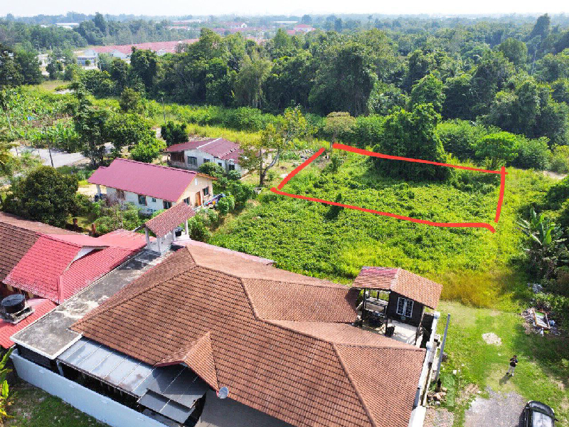 TANAH LOT BANGLO RPK PADANG GARUDA, MUKIM KUALA KUANTAN LOKASI BELAKANG RESTAURANT ZAMAN - photo 6