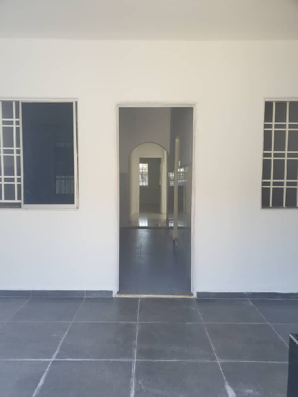 TERES SETINGKAT UNTUK DIJUAL*Lorong Beserah Permai, Kuantan. - photo 2