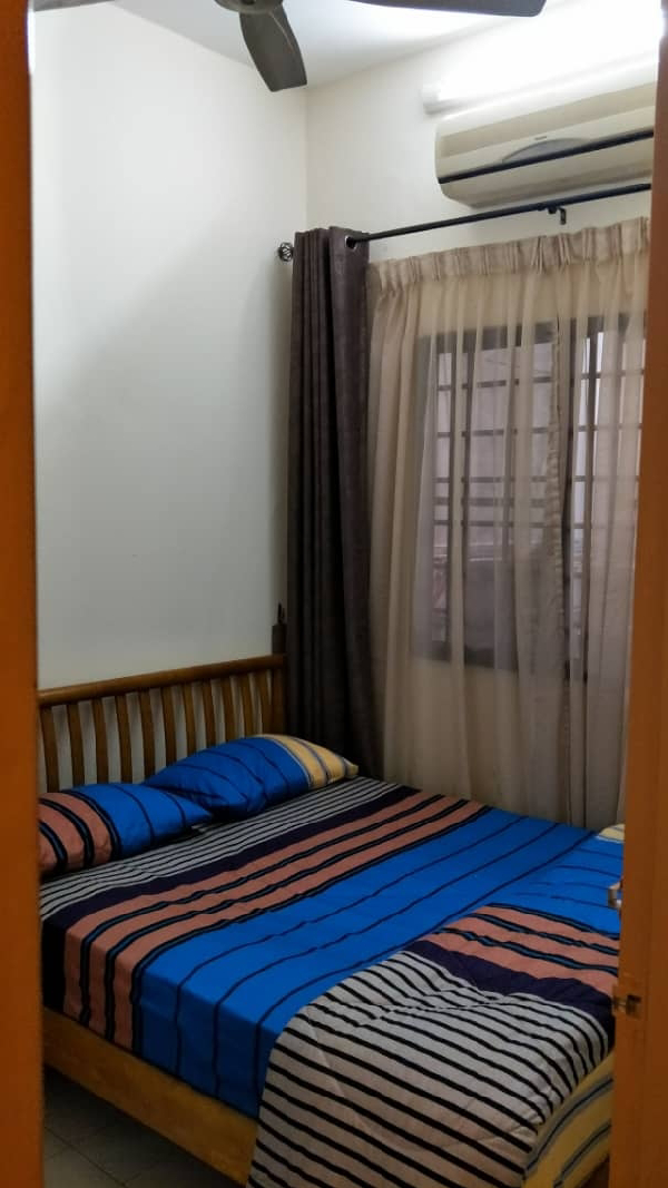Double Storey Terrace Intermediate, Seksyen 7, Shah Alam - photo 7