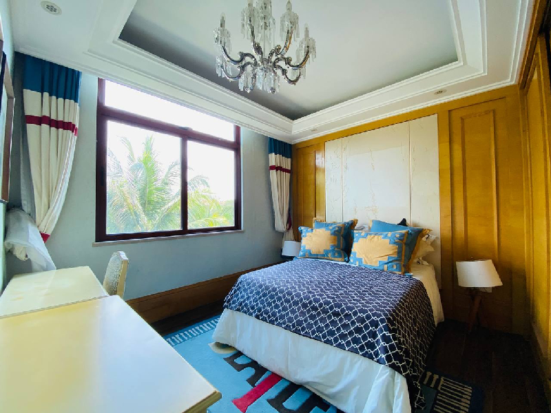 3-Storey Spanish Themed Bungalow - photo 10