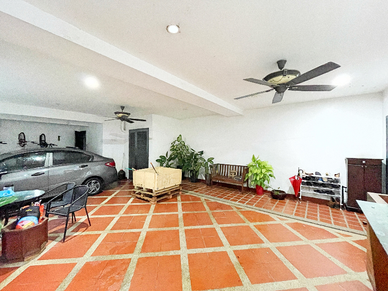 3.5 Storey Bungalow House @ Alam Damai, Cheras KL - photo 3