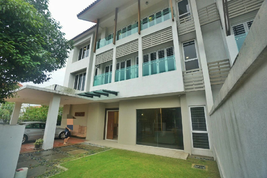 3-Storey Superlink Corner Lot @ Temasya Citra, Glenmarie - photo 13