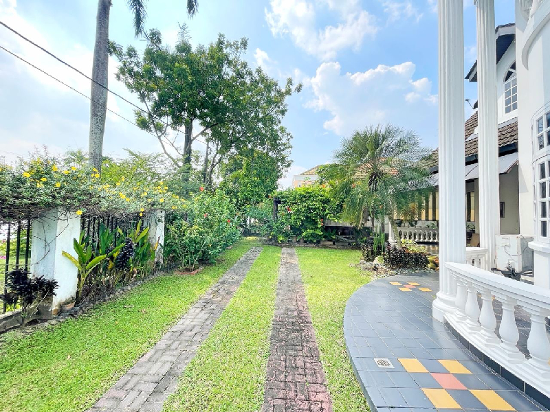Two Storey Bungalow @ SS7, Kelana Jaya - photo 8