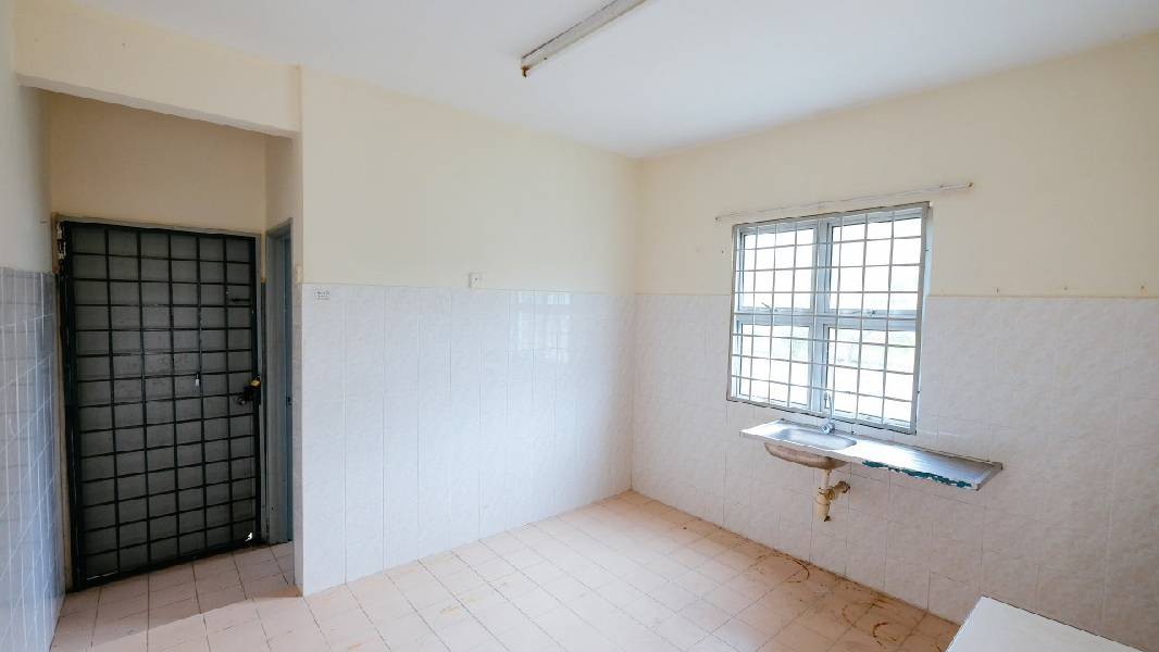 BUNGALOW CORNER LOT DOUBLE STOREYSEPANG NEAR GOLD COAST - photo 4
