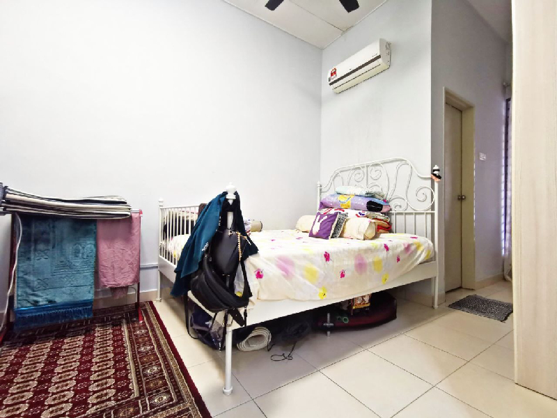 Bandar Putera 2 Type Felicia Klang Single Storey FULLY RENOVATED  - photo 3