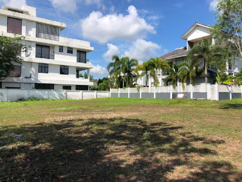PERDANA LAKEVIEW EAST CYBERJAYA  BUNGALOW LOT    - photo 3