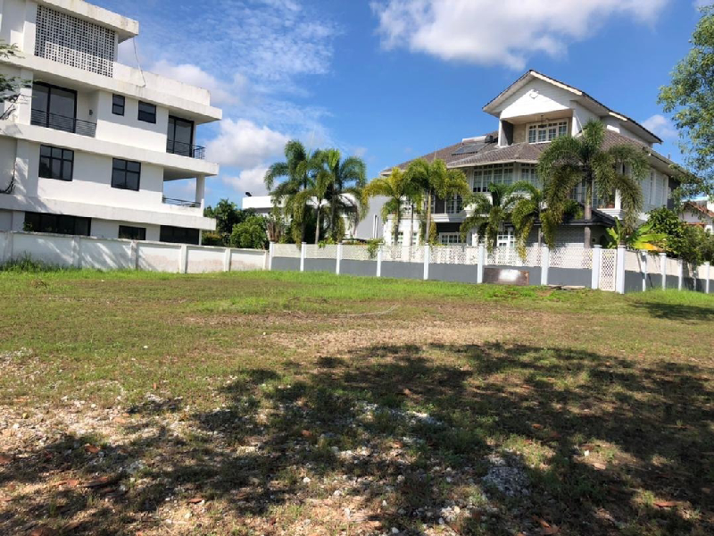 PERDANA LAKEVIEW EAST CYBERJAYA  BUNGALOW LOT    - photo 7