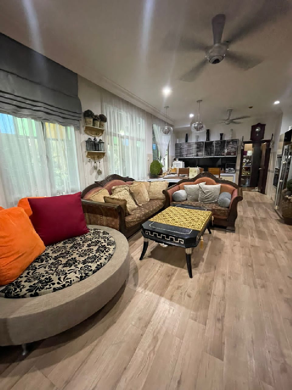 EXCLUSIVE 8 BEDROOMS DOUBLE STOREY BUNGALOW FOR SALE - photo 4