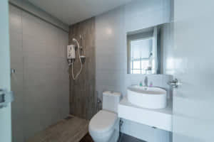 LANDED LAYOUT   Big LUXURY Condo 3R3B 1400sf 15Min - photo 4