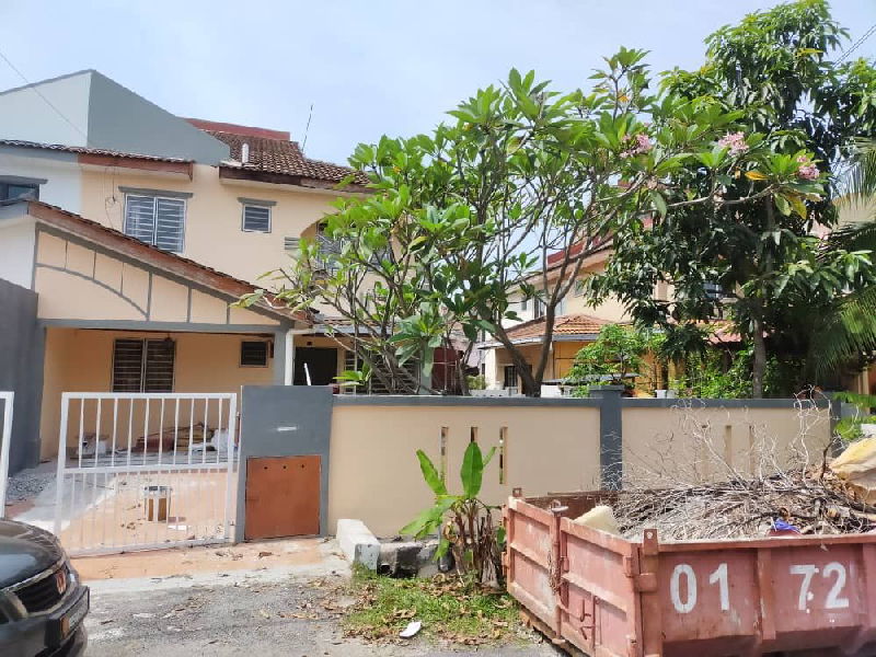 PALING BERBALOI 2 Storey Semi D Cluster 7, Taman Putra Perdana, Puchong, Selangor - photo 1