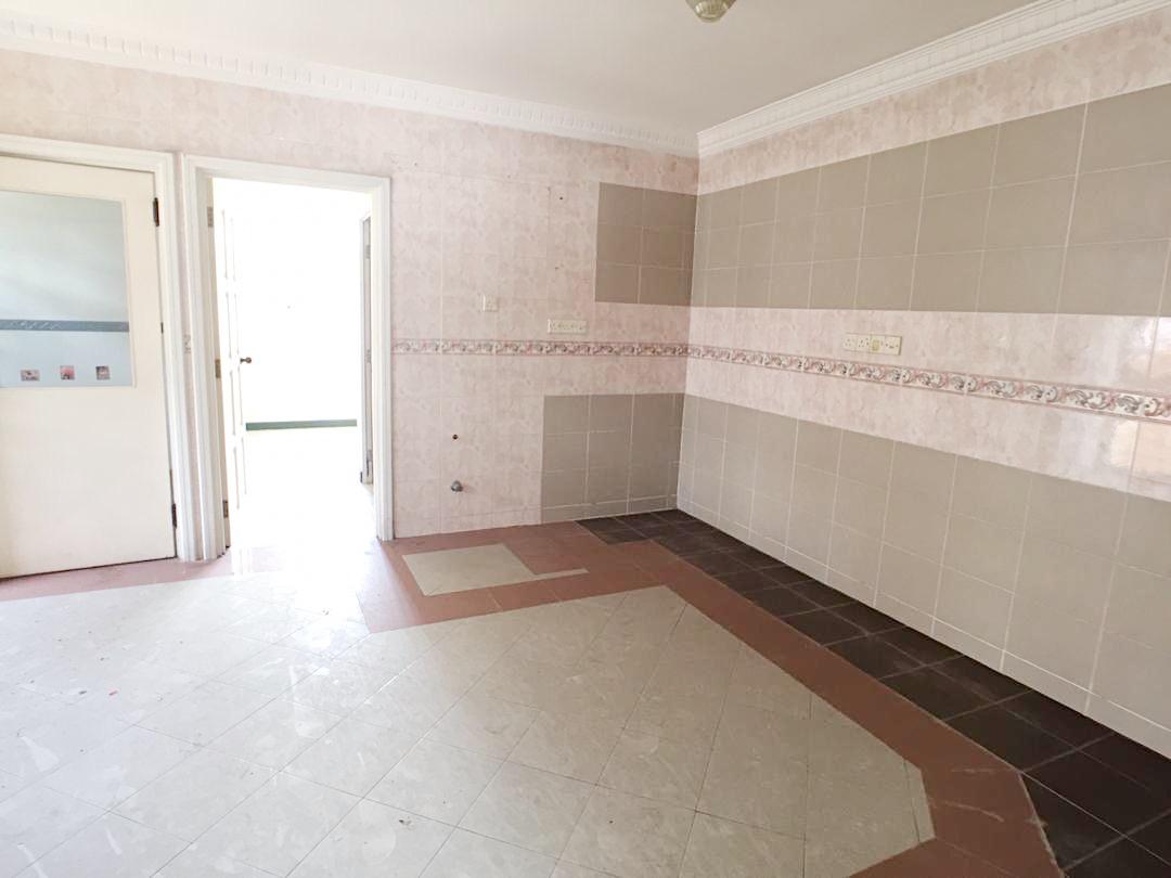 2stry Bungalow with Swimming Pool  Sek11 Shah Alam - photo 11