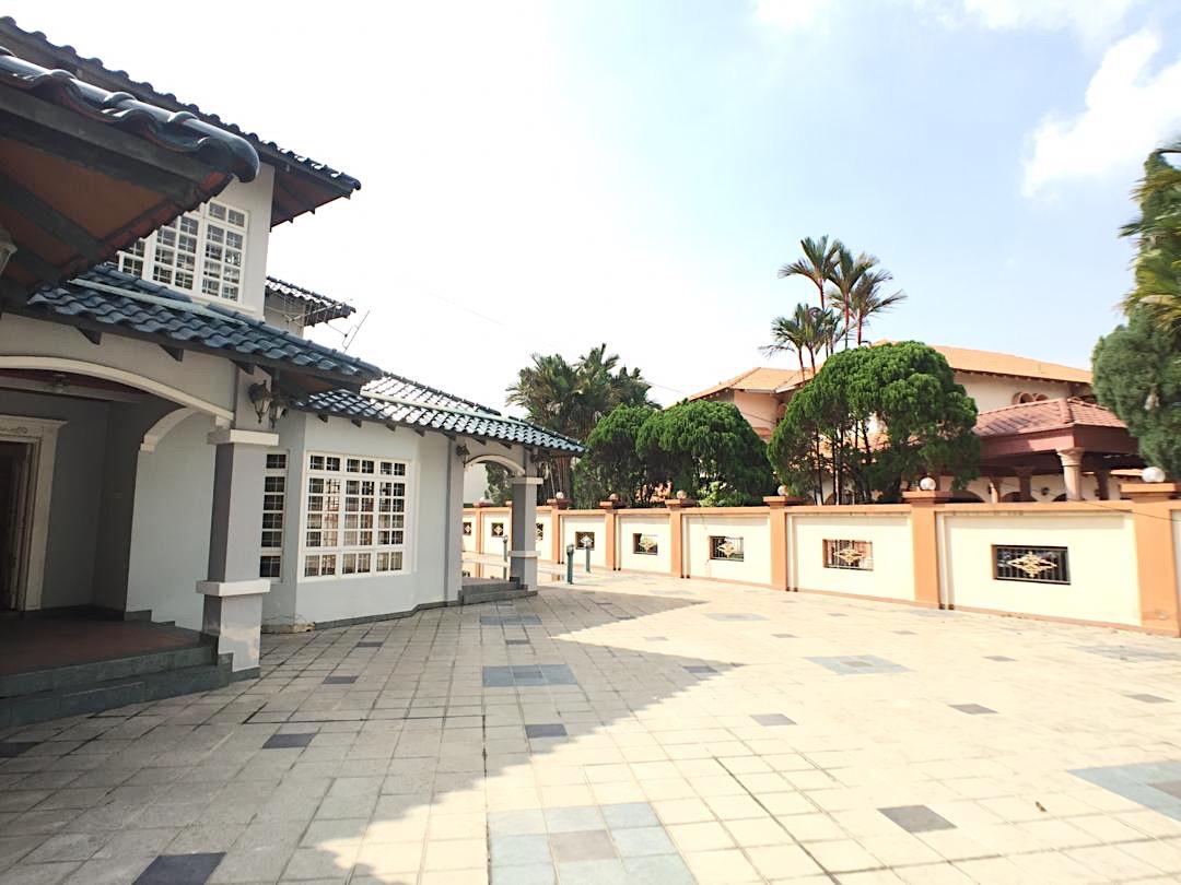 2stry Bungalow with Swimming Pool  Sek11 Shah Alam - photo 12