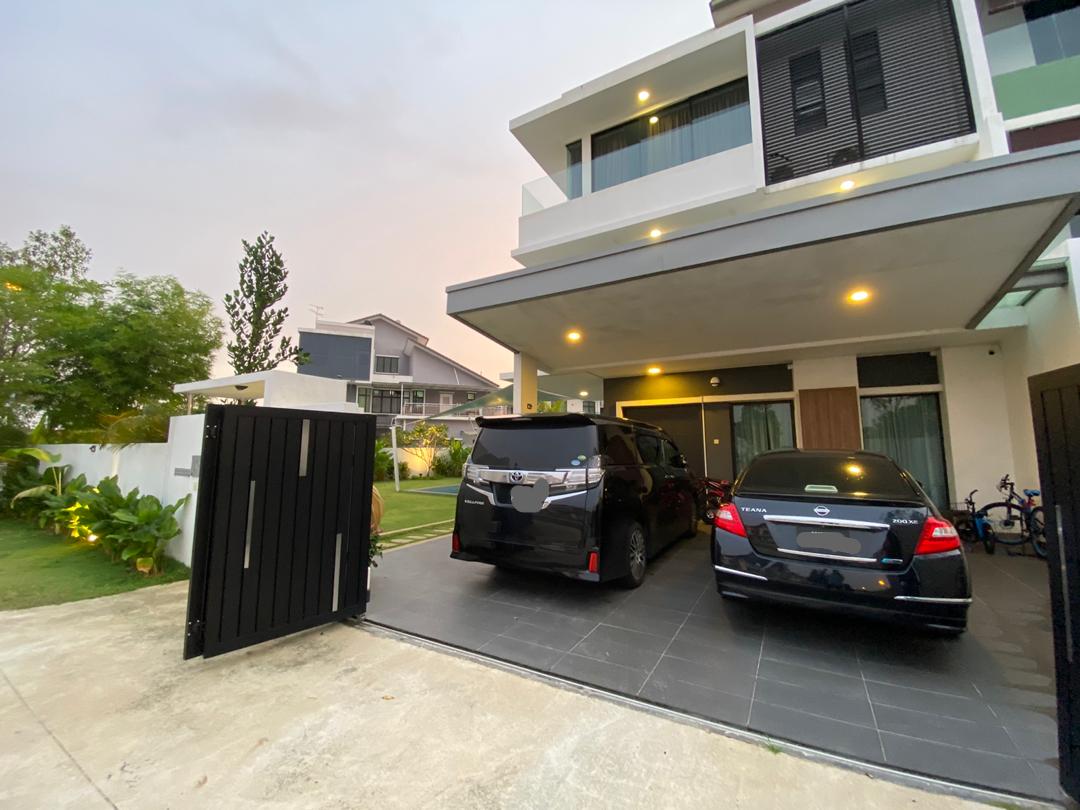 2 and Half Story Corner Bandar Bukit Raja Klang - photo 5