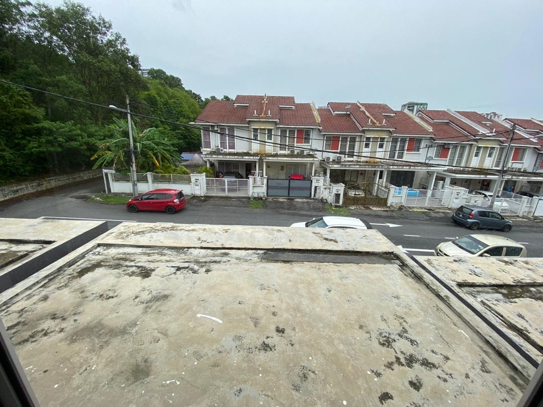 GATED GUARDED Double Storey Taman Dato Demang