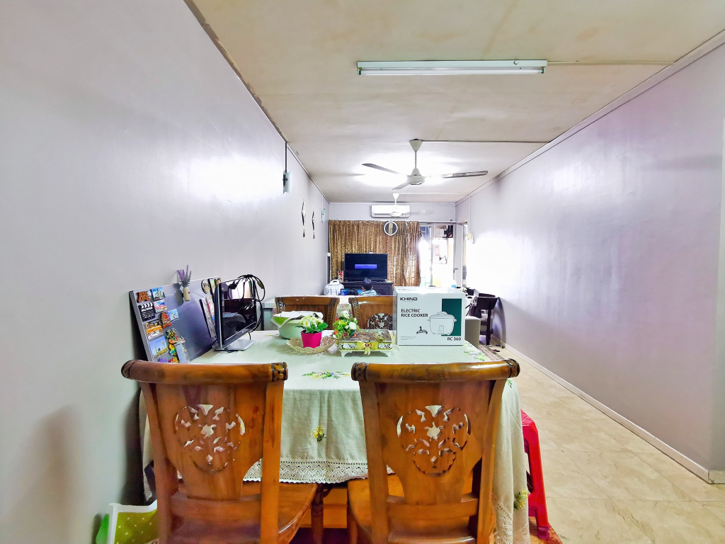 RENOVATED CORNER Ketumbar Heights Condo Taman Cher