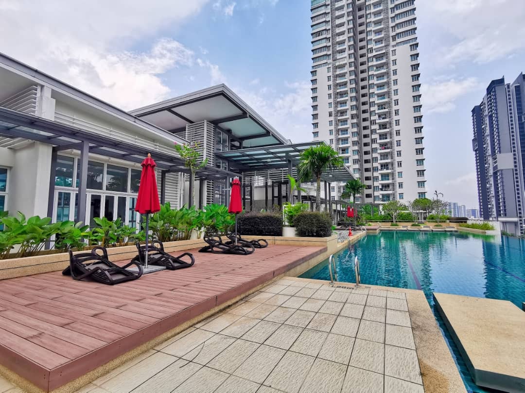 CHEAPEST 2 CAR PARK Condominium Saville The Park B
