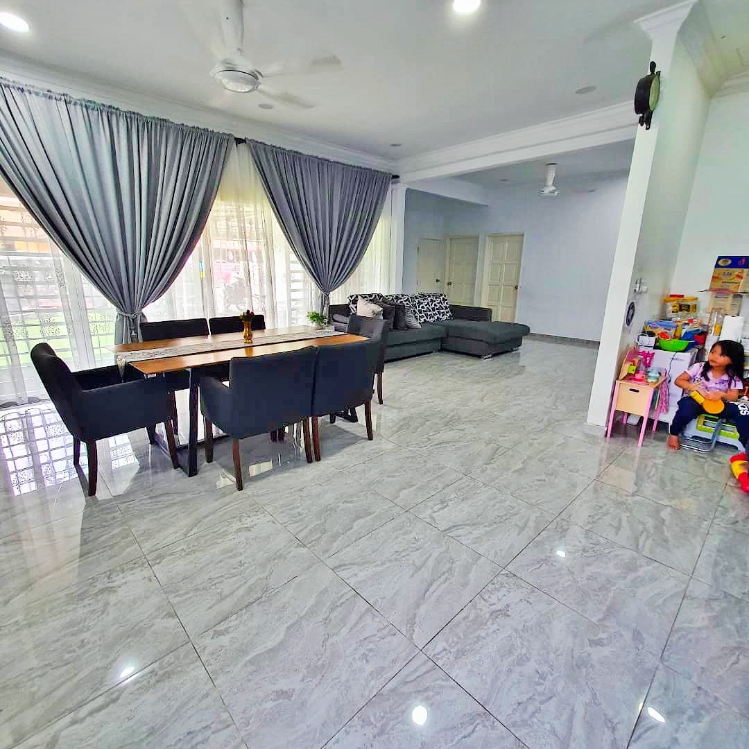 EXTREMELY NICE FREEHOLD CORNER LOT Single Storey B - photo 4