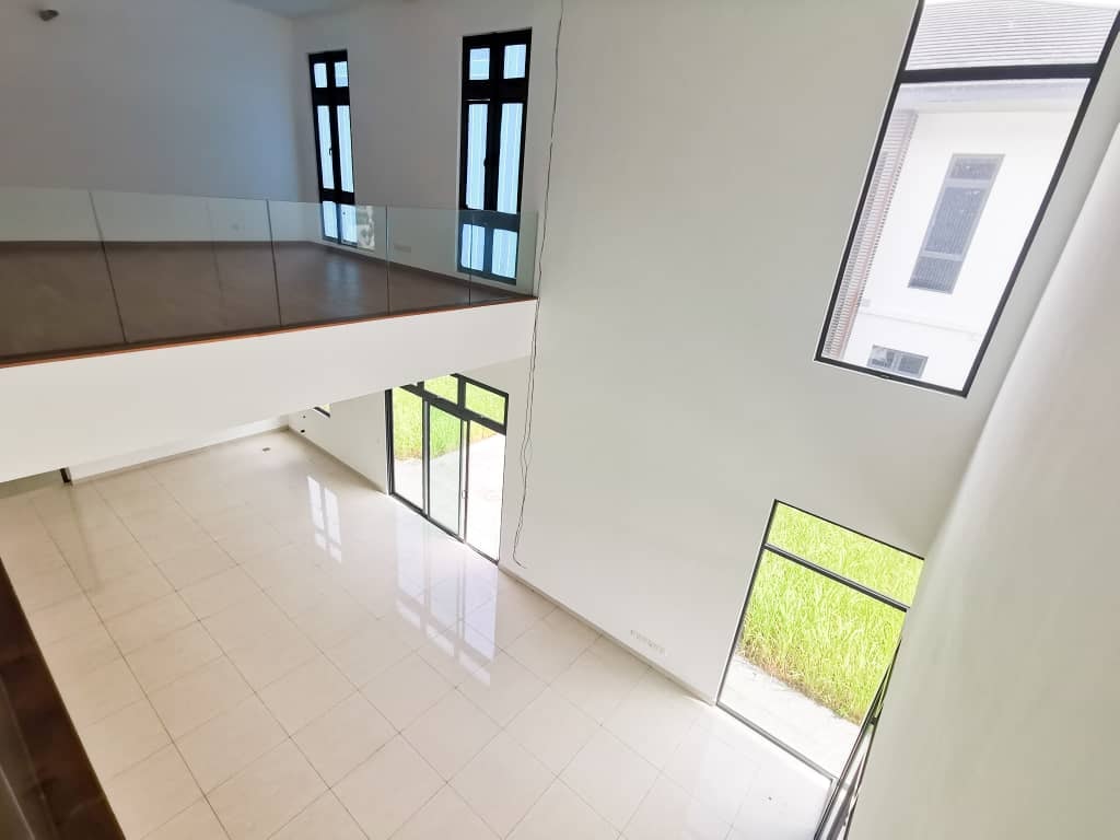 LUXURIOUS Double Storey House Bungalow Setia Tropi - photo 3