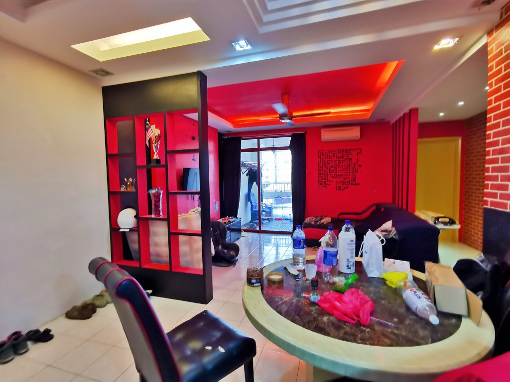 CORNER UNIT  Pangsapuri Permai Putera  Taman Dato - photo 4
