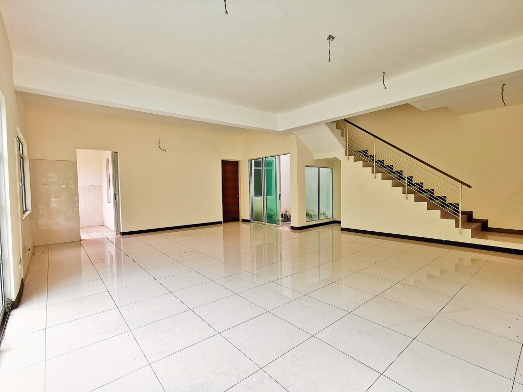 CHEAPEST BRAND NEW FACING OPEN 3 Storey Semi D  Am - photo 3