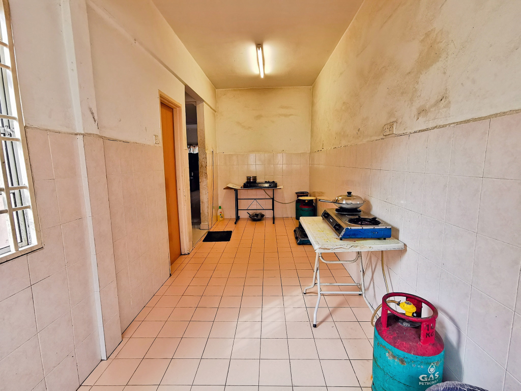 CHEAPEST Double Storey Terrace  Taman Seri Intan A - photo 6