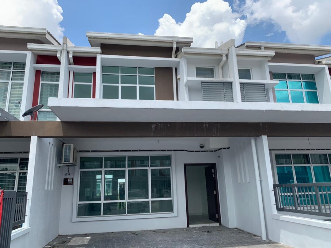BRAND NEW Double Storey Terrace House Bandar Hill - photo 1